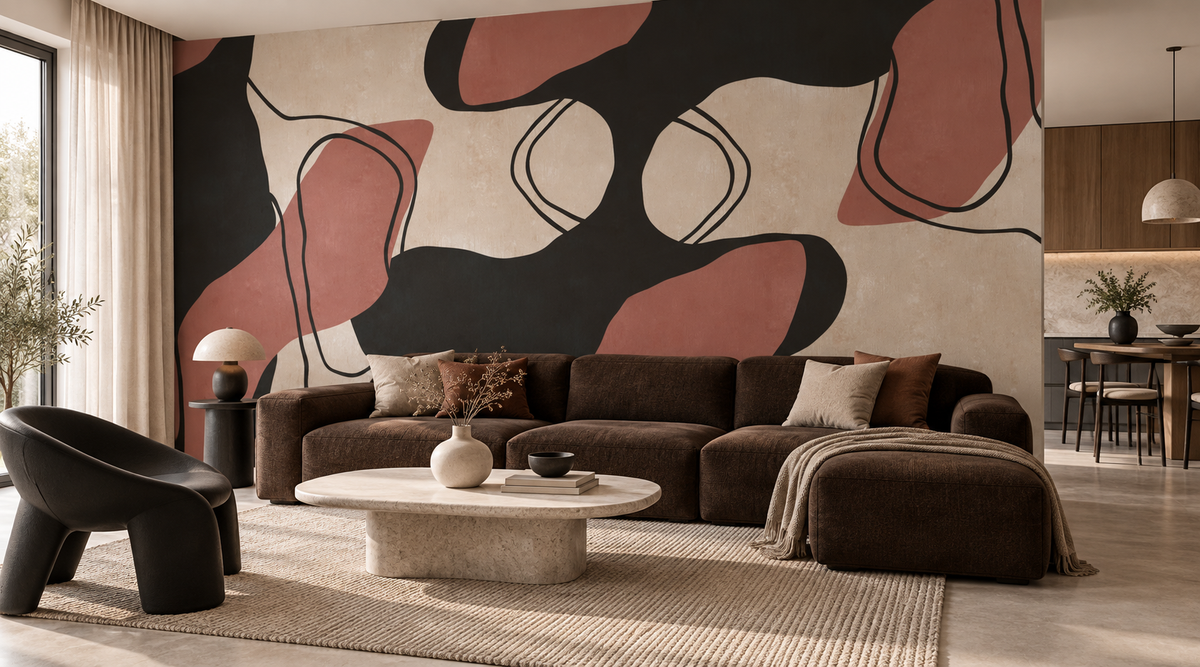 Décor mural panoramique Rivages Bruns dans un salon contemporain aux accents noirs et bruns